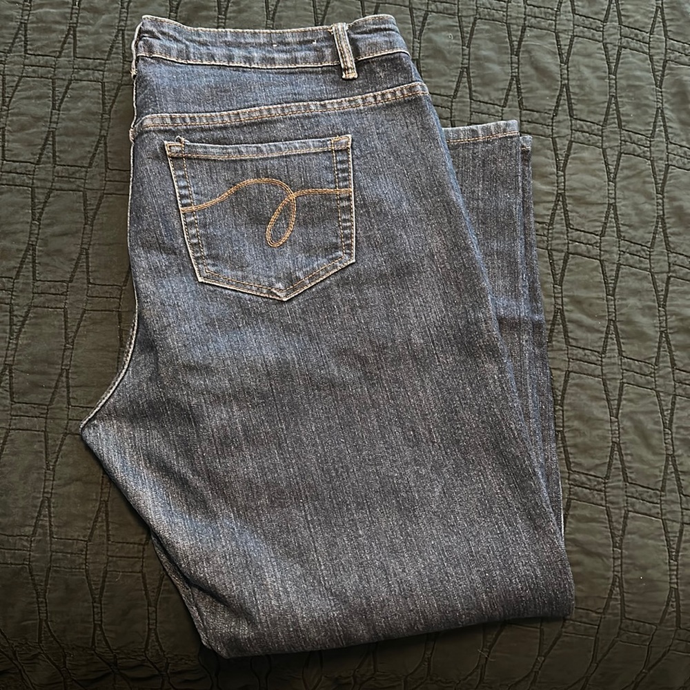 Avenue woman’s jeans